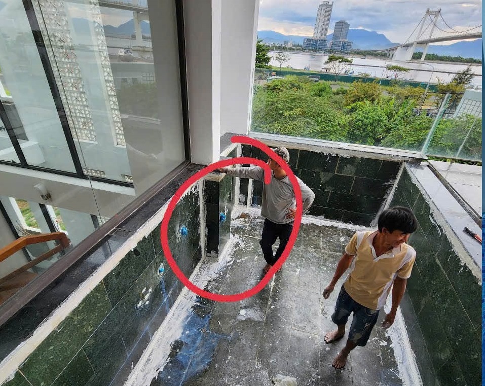 Giải Pháp Chống Thấm Bể Bơi Hiệu Quả:  Ngăn Rò Rỉ Và Kéo Dài Tuổi Thọ Công Trình