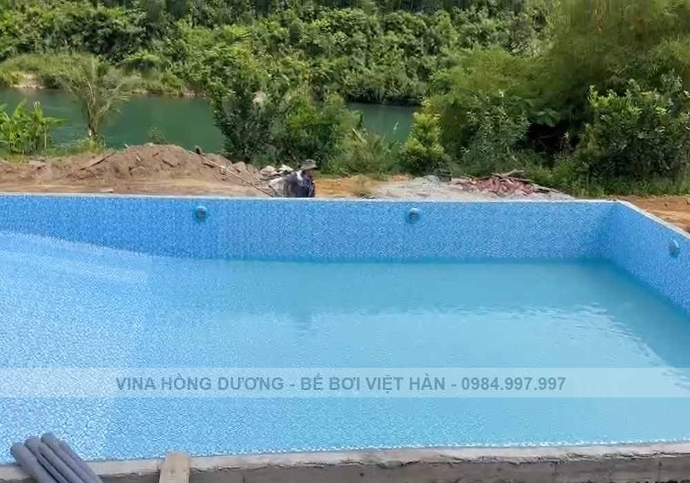 Bể bơi Homestay Hương Trà - Huế